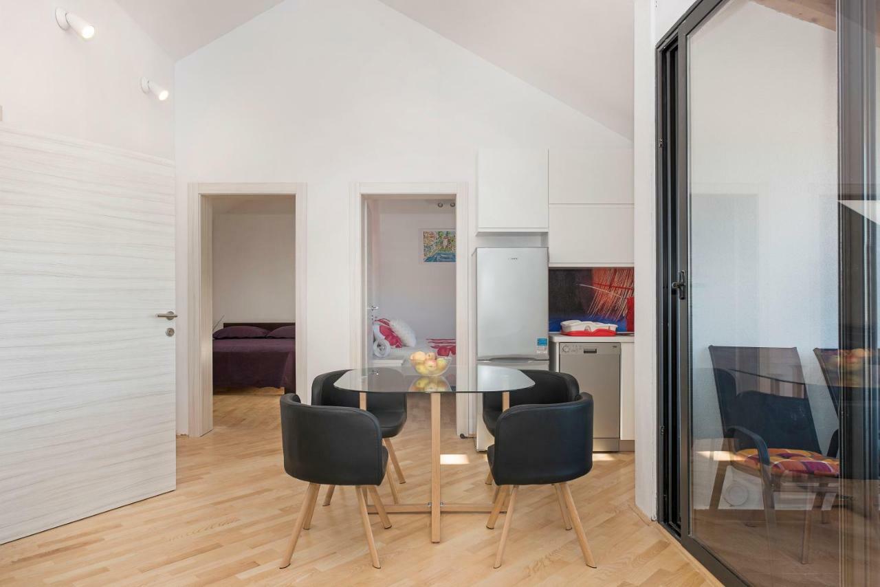 Apartman Kurika シベニク エクステリア 写真