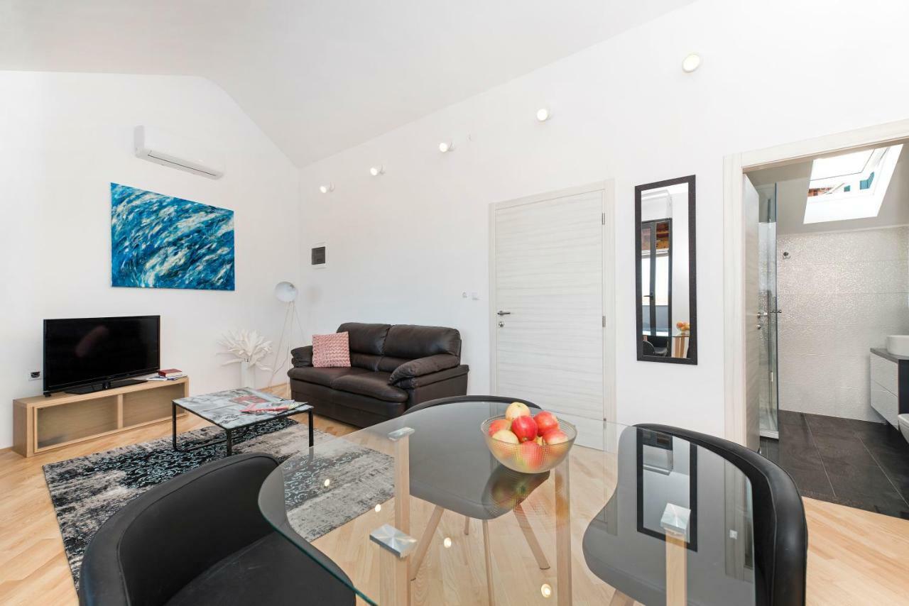 Apartman Kurika シベニク エクステリア 写真